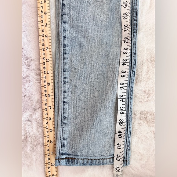 Revice High Rise Acid Wash Lightly Distressed  Slim Skinny Jeans Size 28 - Picture 11 of 11